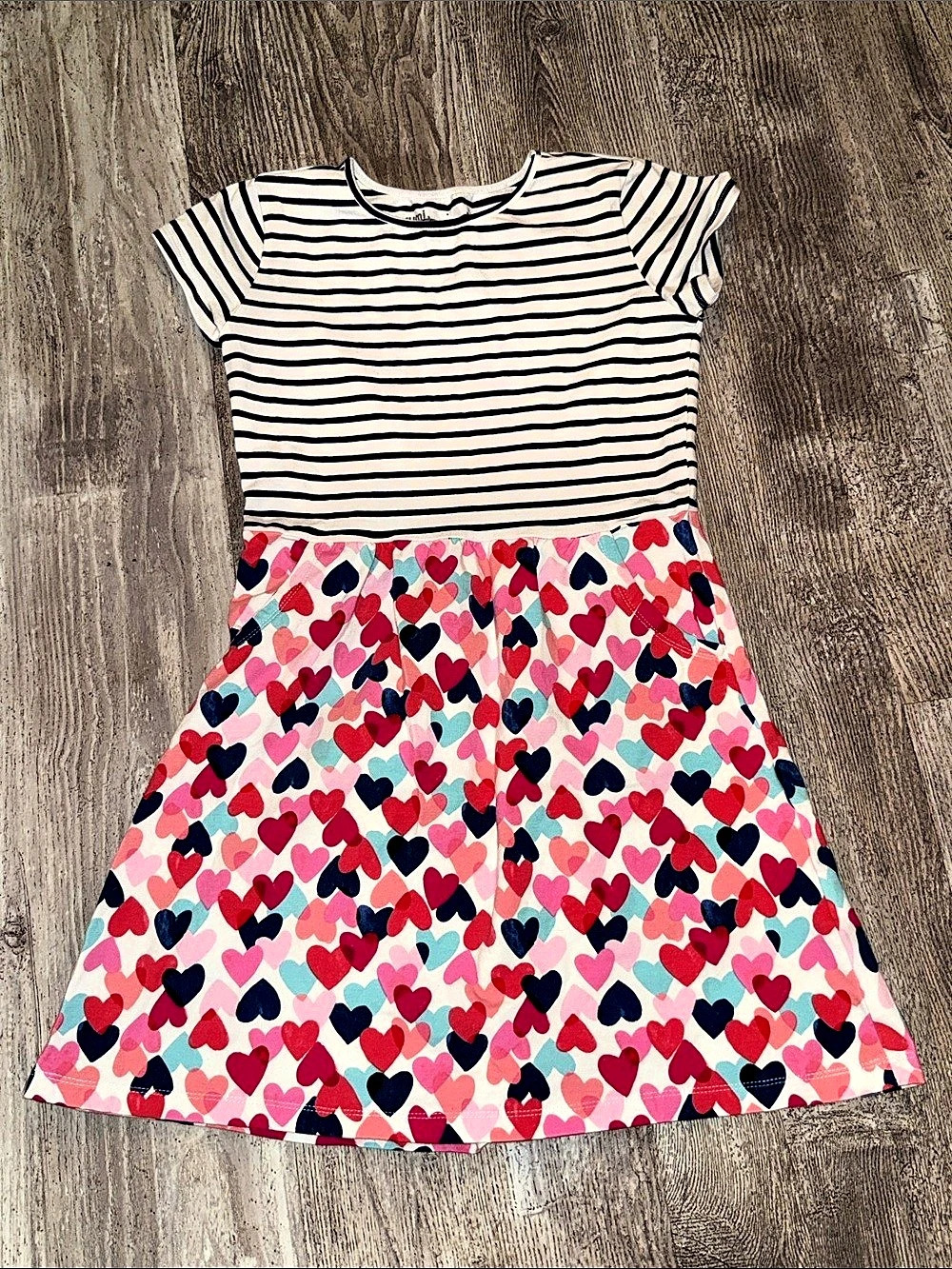 Rumi + Ryder Girls Striped Heart Print Dress Size Medium (8) Like New